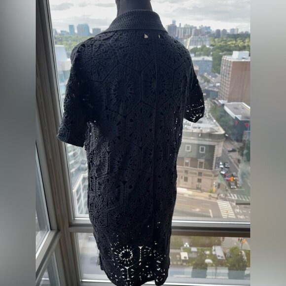 🆕 FARM Rio 🧿 NWOT Black Semisheer Floral Button-Up Crochet Cover-Up Dress, S - Picture 11 of 16